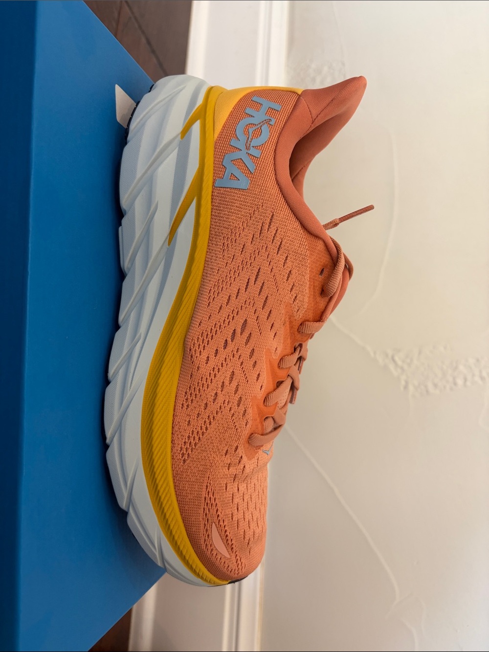 HOKA Clifton 8 Running Shoes Women’s Size 9B Sun Baked Shell Coral NWT